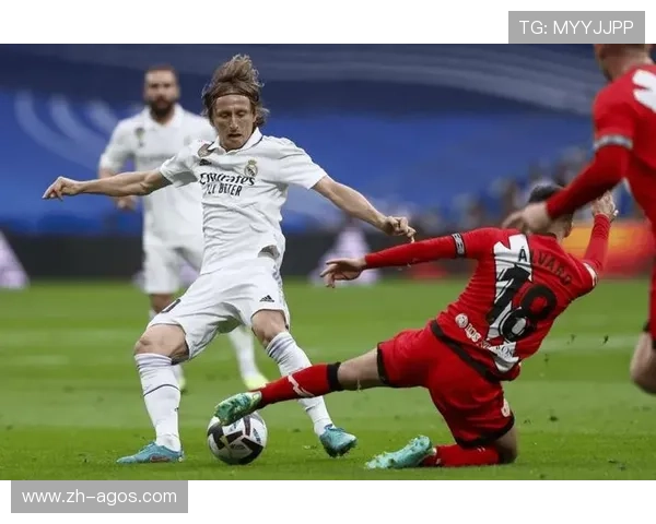 皇马vs马竞赛后分析聚焦比赛中令人窒息的恐怖逼抢名场面